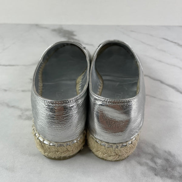 CHANEL Silver Metallic Laminated CC Espadrilles Size 37