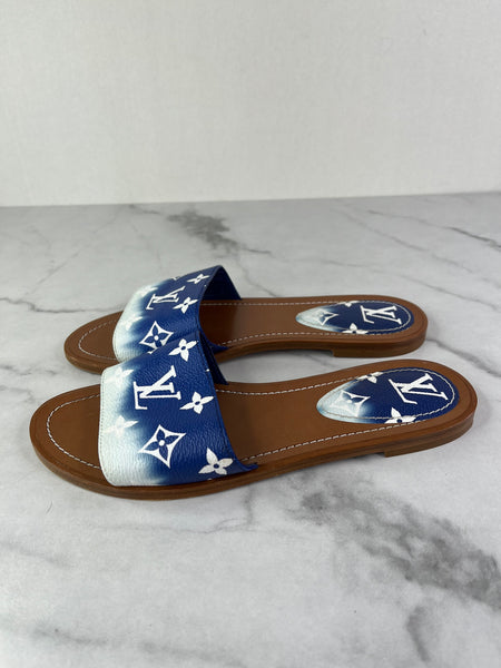 LOUIS VUITTON Escale Blue Lock It Monogram Flat Mules Size 37