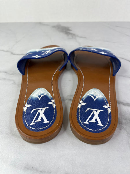 LOUIS VUITTON Escale Blue Lock It Monogram Flat Mules Size 37
