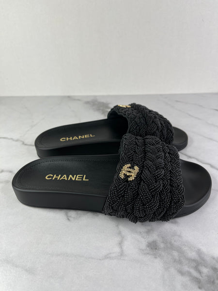 CHANEL Black Leather and Beaded Pearls CC Pool Slides Size 37