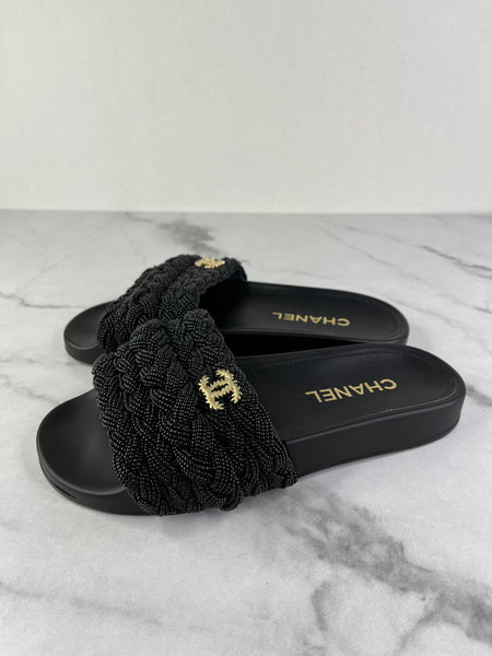 CHANEL Black Leather and Beaded Pearls CC Pool Slides Size 37