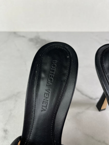 BOTTEGA VENETA Black Nappa Matelasse Padded Mule Sandals Size 37