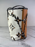 LOUIS VUITTON Monogram Giant Jungle Neverfull MM Tote Shoulder Bag