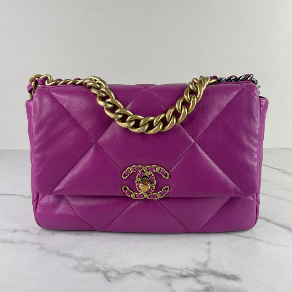 CHANEL Violet (Purple) Lambskin Quilted Small/Medium 19 Flap Bag
