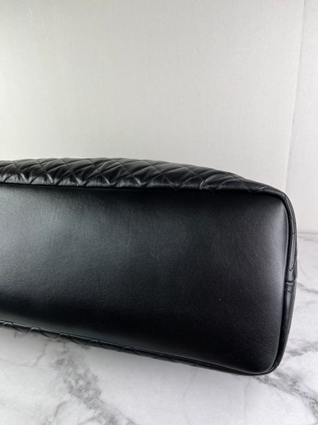 SAINT LAURENT Black Calfskin Quilted ES Giant Travel Shoulder Bag