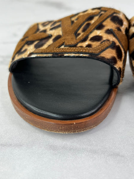 LOUIS VUITTON Leopard Print Calf Hair Lock It Flat Slide Sandals Size 37