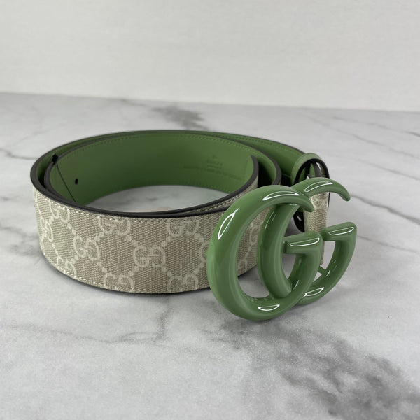 GUCCI Beige Ebony/Mystic White/Green GG Supreme Monogram Plutone Calfskin Enamel Double G Belt Size 80/32