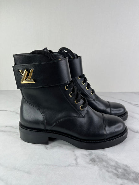 LOUIS VUITTON Black Calfskin Wonderland Flat Ranger Boots Size 36.5