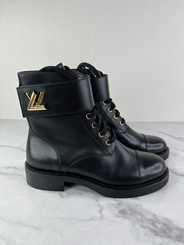 LOUIS VUITTON Black Calfskin Wonderland Flat Ranger Boots Size 36.5