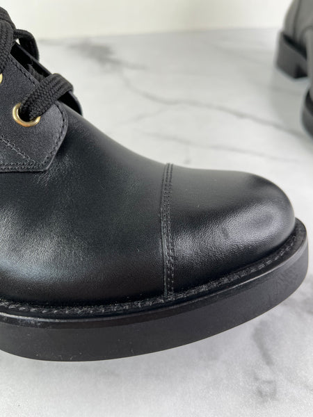 LOUIS VUITTON Black Calfskin Wonderland Flat Ranger Boots Size 36.5