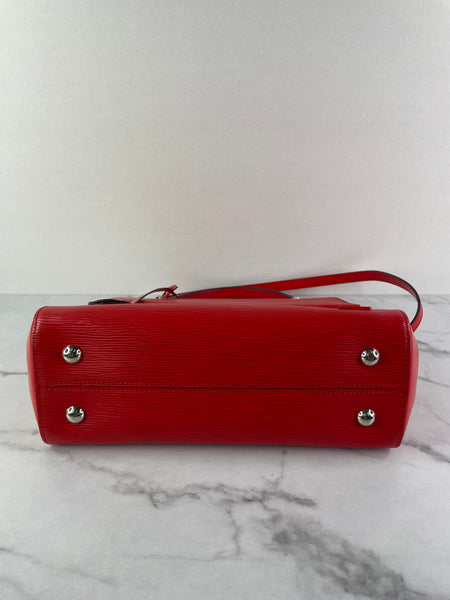 Louis Vuitton Red Epi Cluny MM Shoulder Bag