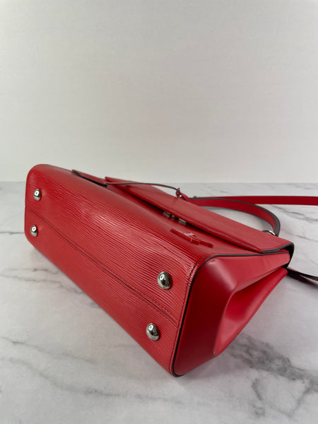 Louis Vuitton Red Epi Cluny MM Shoulder Bag