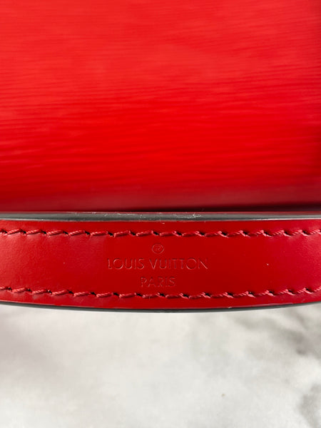 Louis Vuitton Red Epi Cluny MM Shoulder Bag
