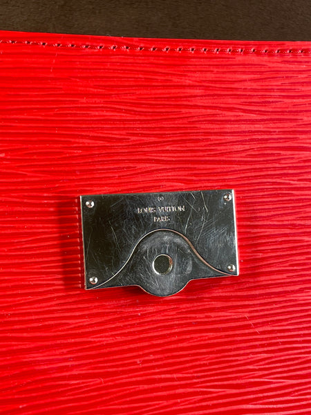 Louis Vuitton Red Epi Cluny MM Shoulder Bag