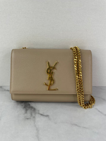 SAINT LAURENT Beige KATE SMALL CHAIN BAG IN GRAIN DE POUDRE EMBOSSED LEATHER Crossbody/Shoulder Bag