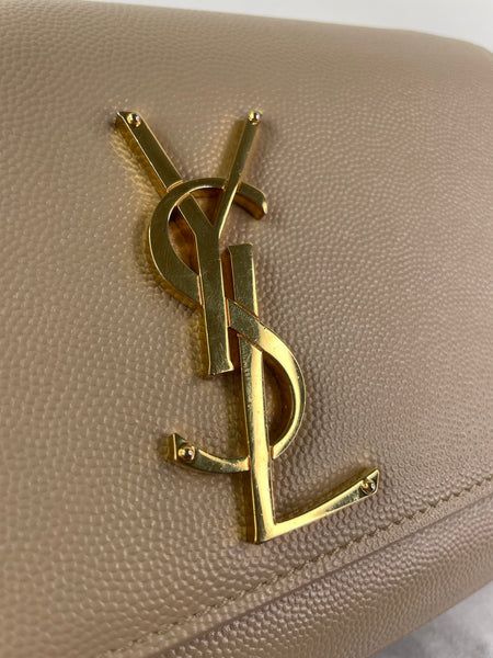 SAINT LAURENT Beige KATE SMALL CHAIN BAG IN GRAIN DE POUDRE EMBOSSED LEATHER Crossbody/Shoulder Bag