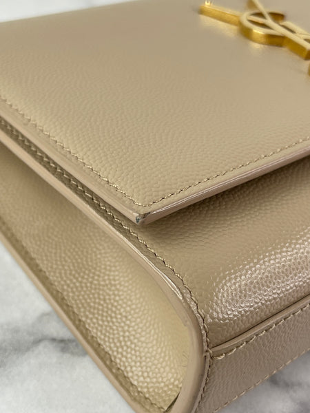 SAINT LAURENT Beige KATE SMALL CHAIN BAG IN GRAIN DE POUDRE EMBOSSED LEATHER Crossbody/Shoulder Bag