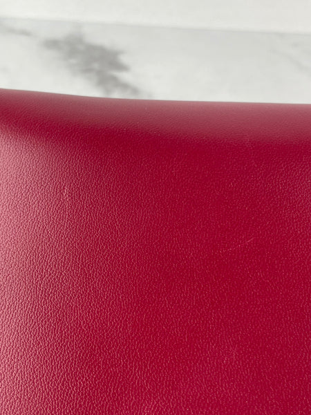 Valentino Deep Scarlet Vlogo Chain Clutch Crossbody/Shoulder Bag