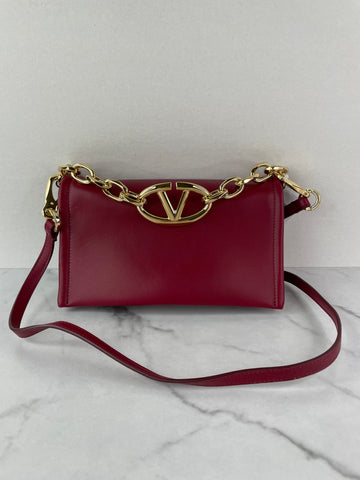 Valentino Deep Scarlet Vlogo Chain Clutch Crossbody/Shoulder Bag