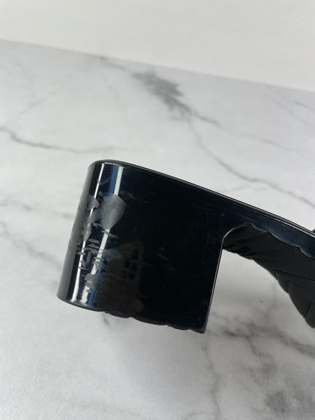 GUCCI Black Rubber Gucci Logo Slide Sandals Size 36