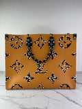 LOUIS VUITTON Caramel Brown/Ivory Monogram Giant Jungle Onthego GM Tote Bag