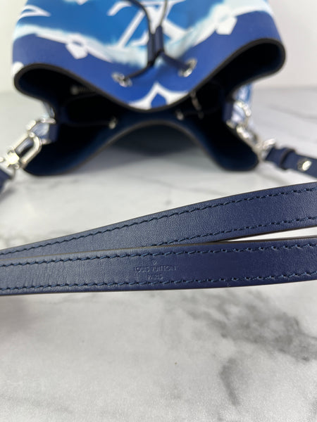 LOUIS VUITTON Blue Monogram Escale Neonoe MM Crossbody/Shoulder Bag