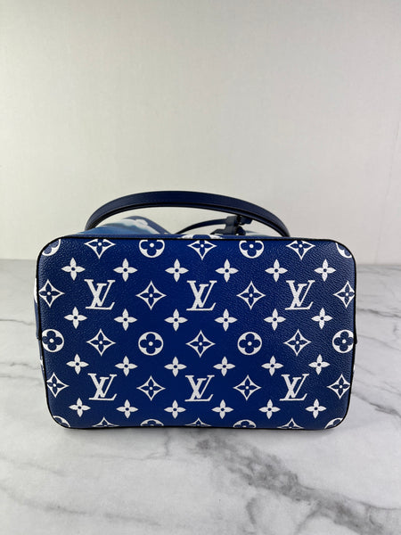 LOUIS VUITTON Blue Monogram Escale Neonoe MM Crossbody/Shoulder Bag