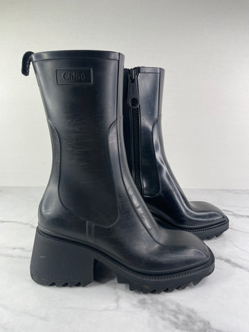 CHLOÉ Black Betty Rain Boots Size 37