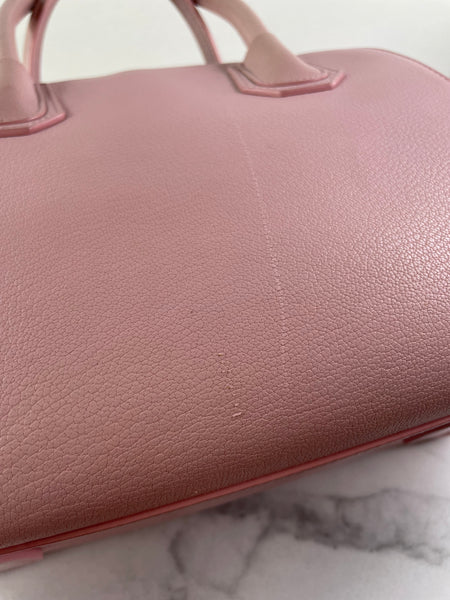 GIVENCHY Pink Grained Leather Small Antigona Shoulder Bag