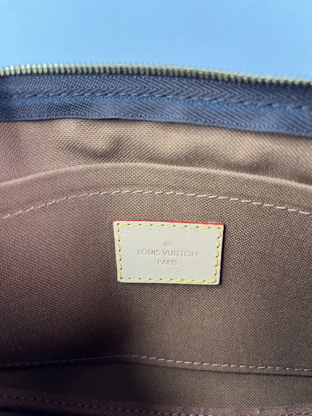 Louis Vuitton Light Pink Multi Pochette Accessoires Crossbody/Shoulder Bag