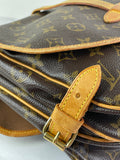 LOUIS VUITTON Monogram Saumur 30 Crossbody/Shoulder Bag