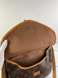 LOUIS VUITTON Monogram Saumur 30 Crossbody/Shoulder Bag