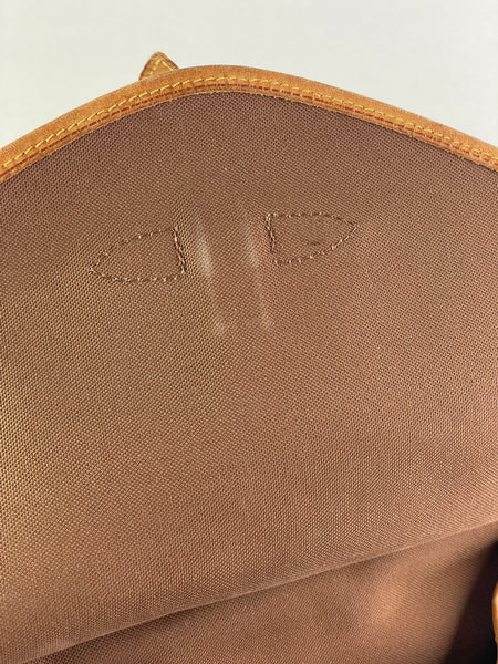 LOUIS VUITTON Monogram Saumur 30 Crossbody/Shoulder Bag