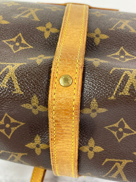 LOUIS VUITTON Monogram Saumur 30 Crossbody/Shoulder Bag