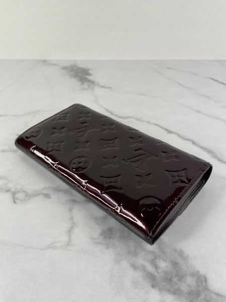 LOUIS VUITTON Amarante Monogram Vernis Sarah Walle