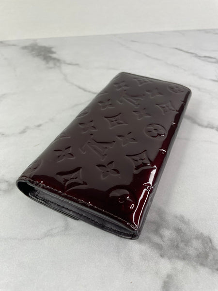 LOUIS VUITTON Amarante Monogram Vernis Sarah Walle