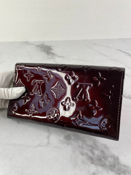 LOUIS VUITTON Amarante Monogram Vernis Sarah Walle