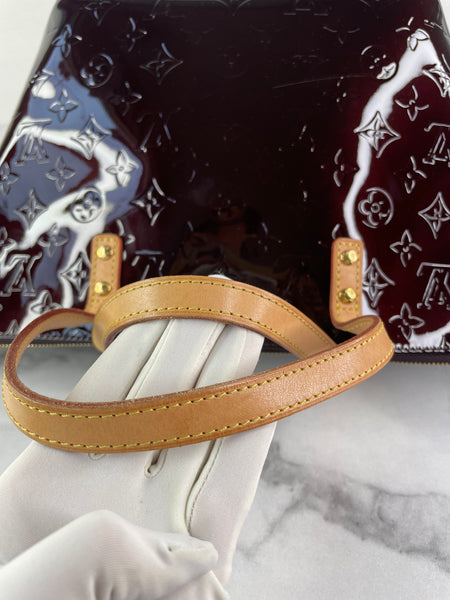 LOUIS VUITTON Amarante Vernis Bellevue PM Bag