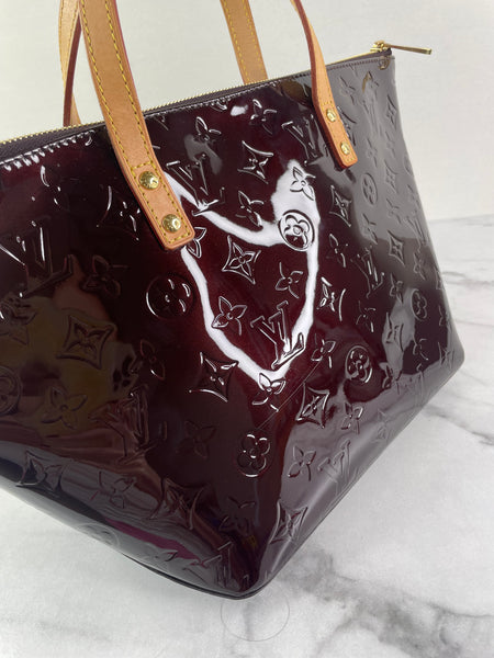 LOUIS VUITTON Amarante Vernis Bellevue PM Bag