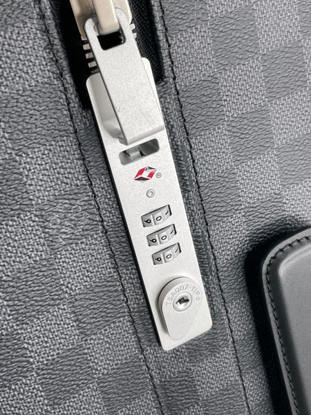 LOUIS VUITTON Damier Graphite Canvas HORIZON 55 Luggage