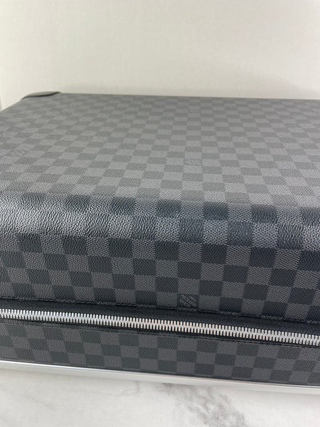 LOUIS VUITTON Damier Graphite Canvas HORIZON 55 Luggage