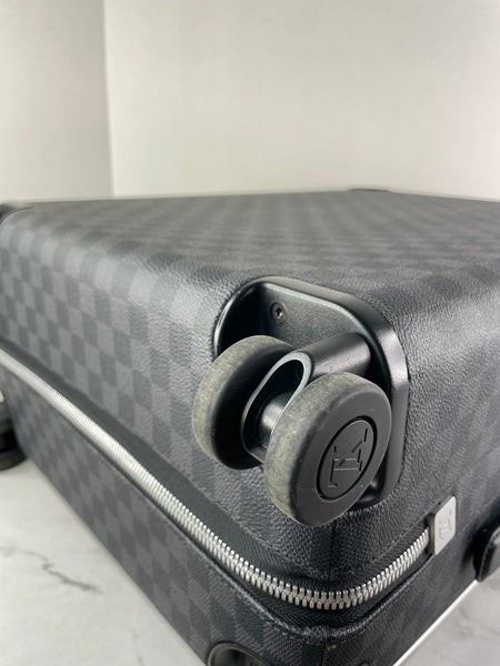LOUIS VUITTON Damier Graphite Canvas HORIZON 55 Luggage