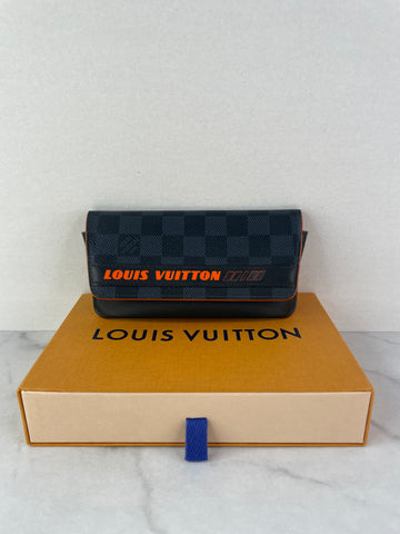 LOUIS VUITTON Damier Cobalt Race Woody Glasses Case