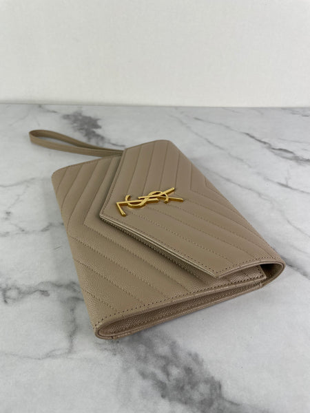 SAINT LAURENT DARK BEIGE CASSANDRE MATELASSÉ FLAP POUCH/WRISTLET
