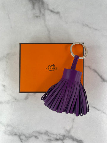 HERMES Violet Purple Lambskin Carmen Tassel Key Holder
