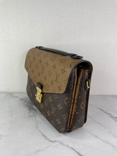 Louis Vuitton Pochette Métis Monogram Reverse Canvas Crossbody/Shoulder Bag