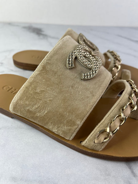 CHANEL Beige Velvet CC Chain Flat Sandals Size 36.5