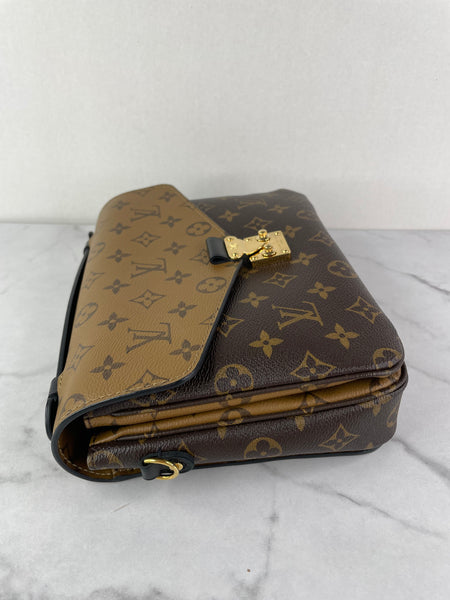 Louis Vuitton Pochette Métis Monogram Reverse Canvas Crossbody/Shoulder Bag
