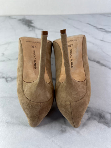 Manolo Blahnik Beige/Brown Bipunta Suede Cap-Toe Pumps Size 36.5