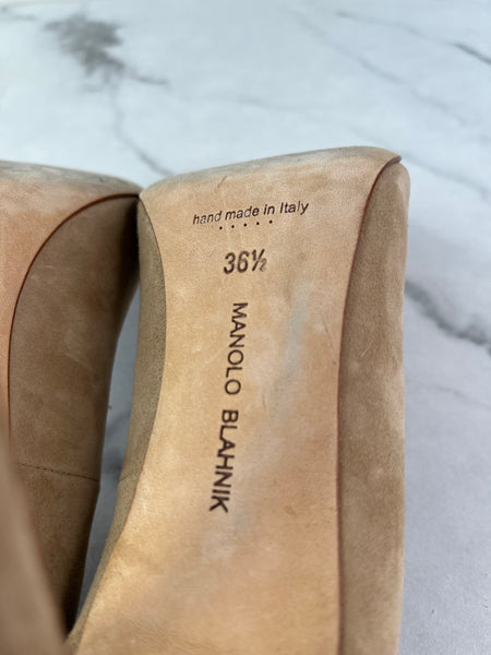 Manolo Blahnik Beige/Brown Bipunta Suede Cap-Toe Pumps Size 36.5